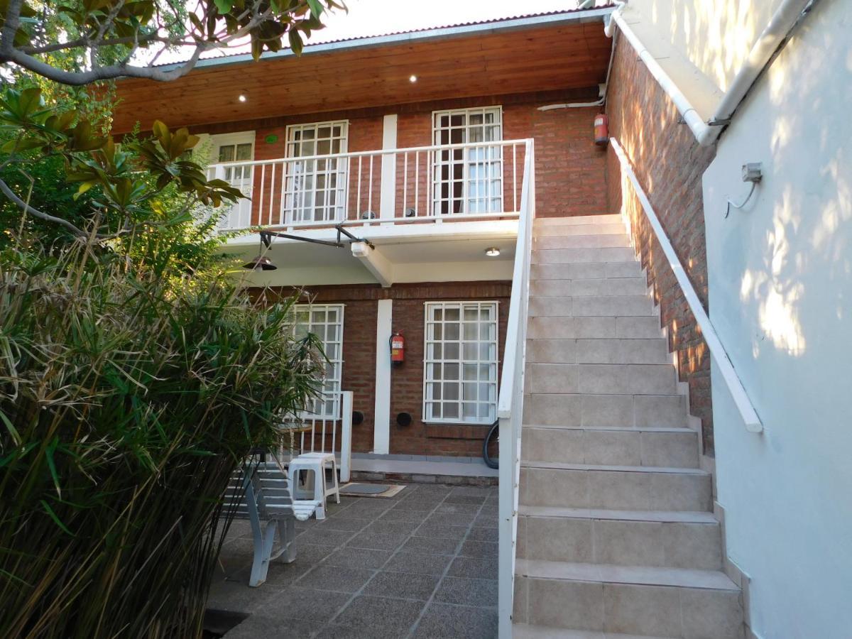 Hosteria Teuly 玛德琳港 外观 照片